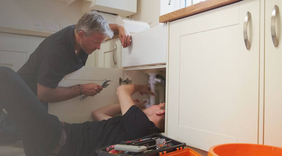 Expert burst pipe repair services in Green Valley, WI